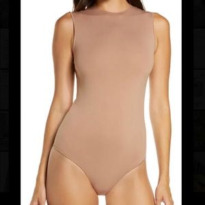 SKIMS Jelly Sheer Crewneck Bodysuit - Clay